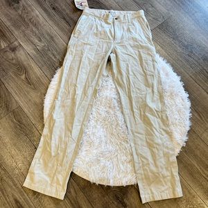 Women’s size 8 Columbia pants